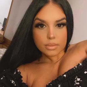 Meet your Posher, Bianca